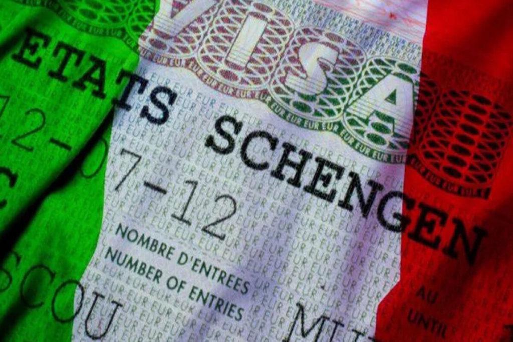 Как получить россиянам визу в Италию в 2022 году и ее стоимость