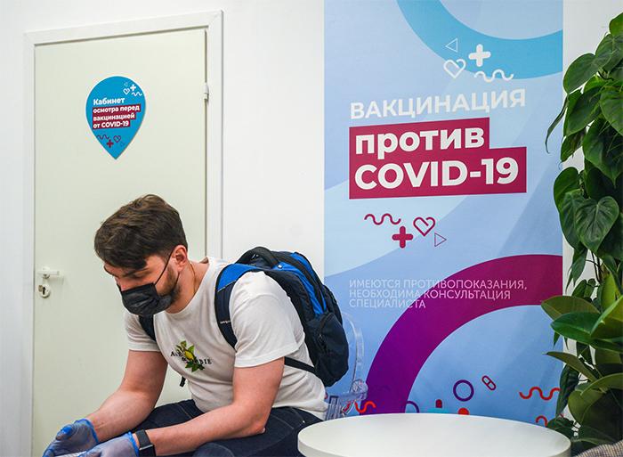 Как сделать прививку иностранцу в России в 2023 году